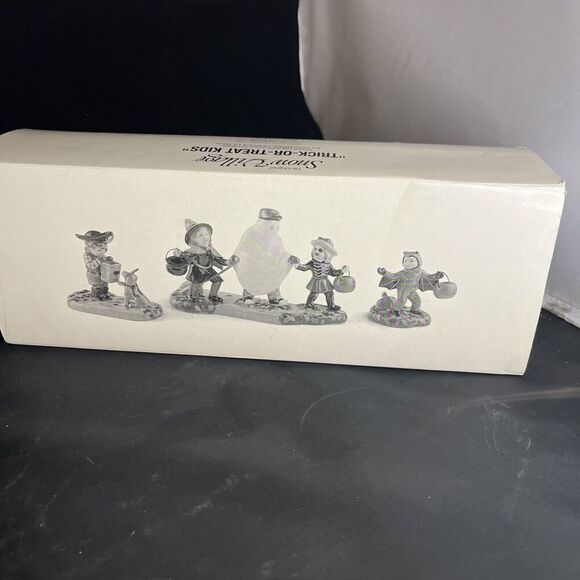 Department 56 The Original Snow Village Trick-Or-Treat Kids Set Of 3 No. 54937 - Picture 16 of 16